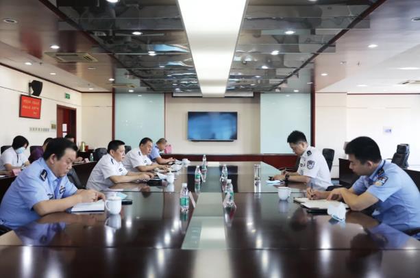 北京保安協(xié)會領(lǐng)導(dǎo)到振遠護衛(wèi)中心調(diào)研指導(dǎo)工作